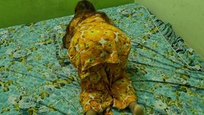 Pakistani Beautiful Aunty Invite Hot Boy Big Ass Big Boobs