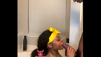 Bath blowjob