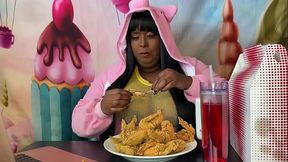 Feedmetons is a fat pig!!!  SSBBW stuffing face while watching porn. Feederism