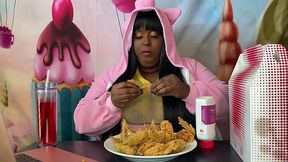 Feedmetons is a fat pig!!!  SSBBW stuffing face while watching porn. Feederism
