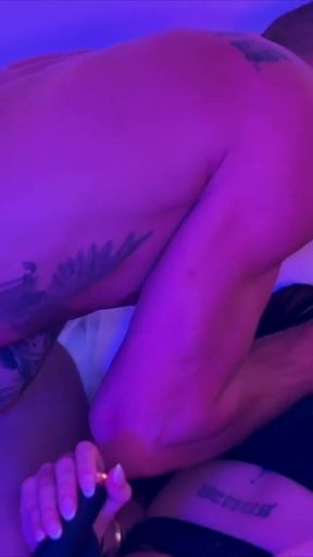 Vénus, Pretty Brunette, Loves Hard Fuck