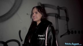 She had cum on her face when I met her - WTF?