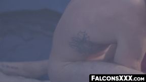 Hunky Jeremy London raw rides Derek Thibeau's huge dick in a hot session