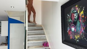 a wife makes herself come with an anal plug before she tastes her own piss