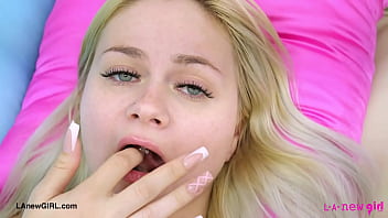 Alluring Blonde Muse shows her sexy body