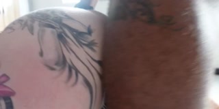 MILF gostosa e bunduda leva uma boa cavalgada em pau  grosso