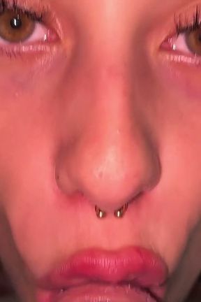 Gagging Beauty - Extreme Sloppy Deepthroat Facefuck