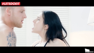 THE WHITE BOXXX - Sultry Sex Encounter with a Gorgeous Brunette Teen