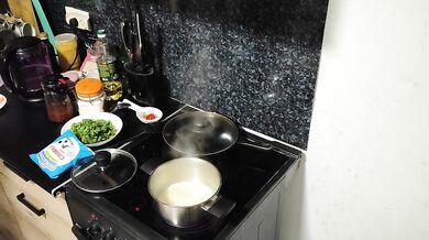 Gangbang kitchen mommy eats cum inside gift