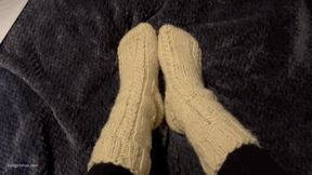 JESSIE IN HER WOOL SOCKS - MP4 Mobile Version