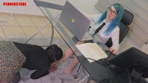 Fetish Secretary obsessed with Manager's Feet (Custom) MP4