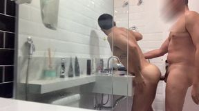 tomando leitada de manha cedo