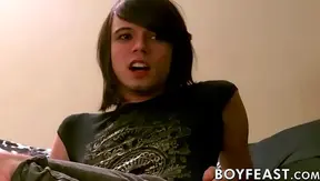 Emo Boys Heat Up With Passionate Kisses Then Epic Blowjob – Tylers Scene GayPornHub 18+