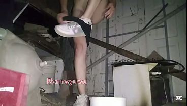 BONNEYUWU - pee pis orina