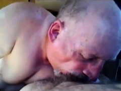 Grandpa really enjoy sucking fat old cock