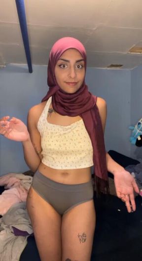 POV: Hijabi StepAunt CATCHES You Jerking Off, Has Fun w/ You