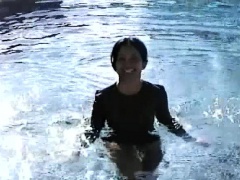 Naughty Noy gets wet in the pool and teases you with her cunt