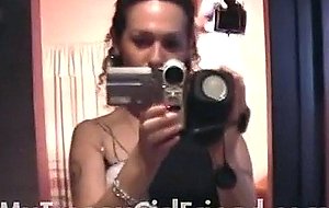 Carla rica is posing and dancing