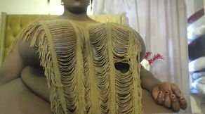 Ebony Giantess Boobs Tease