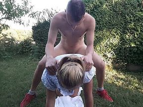 Deutsche Milf Mama Sandy 41 Outdoor Garden Sex