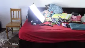 Amateur wife vacuums the house. A sexy stepmom has fun naked with roses.