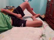 Masturbación caliente estando solo en mi casa