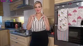 Cum In The Kitchen - WankitnowVR