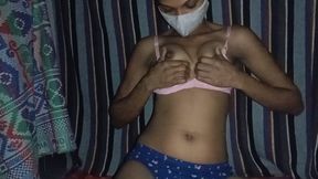 Indian beautiful Marathi bhabhi put finger in relaxation and water came out