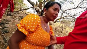 Desi Bhabhi Beautiful Boobs