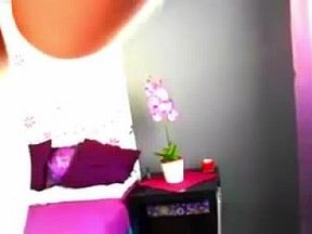 Se Corre En Su Cara Y Sus Pechos