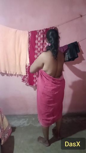 Saree Dropping Solo Sfw