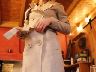 MOVIE SCENE 13: JOI VERNISSAGE