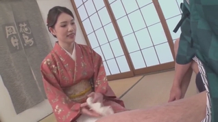 【無】洗練された大人のいやし亭 ～濡れたアソコにおぶち込みくださいませ～上山奈々 パート1
