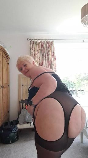Suspender tights around the house