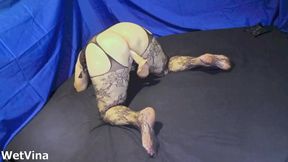 Creampie dildo orgasm after starnger cum inside