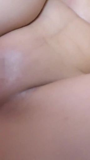 Part 2 [I don't have that much experience...] Writer Sakura (23) who is stuck decides to give birth for the sake of&hellip;   Clip 3