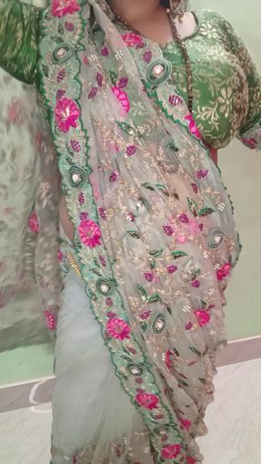 Indian Wife in Wedding Saree Dance Nude Dance Clear Voice in Hindi