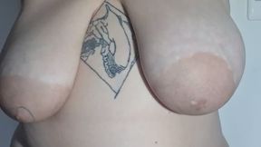 Worship saggy tits and hairy armpits to the sound of sexy jazz