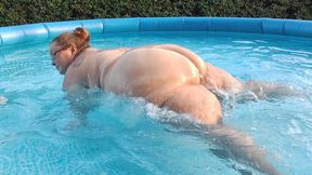 SSBBW big tiddy pool fun! Shake your fat body! By Viola Tittenfee