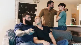 Bear Stepdads Teddy & Markus Fuck Twinks Edward & Aiden Bareback
