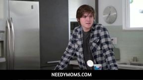 Stepmom Penny Barber Surprises Stepson Tyler Cruise with a Unique Baking Adventure!