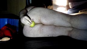 Apples in my hungry ass