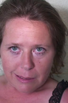 Mature Lady with Beautiful Horny Eyes Loves a Fat Black Cock