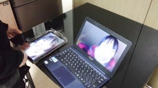 【自粛期間の部屋での楽しみ】今から裏垢女子の顔動画にぶっかけるよ！