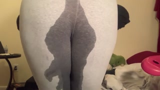 drenching my grey leggings