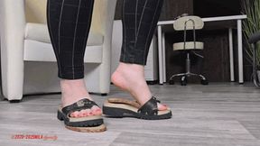Mila in Scholl - Bread slices for your fucking meal