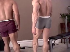 Daddy&amp;#039;s muscle worship boy