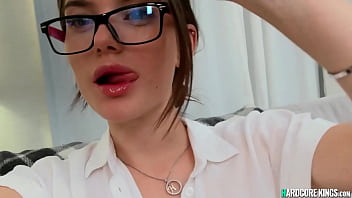 Amateur teen in glases masturbates solo