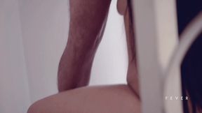 nao deu tempo de chegar no quarto e trepamos na escada - mario aquele