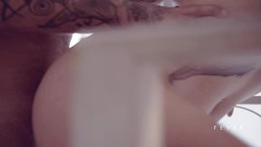 nao deu tempo de chegar no quarto e trepamos na escada - mario aquele